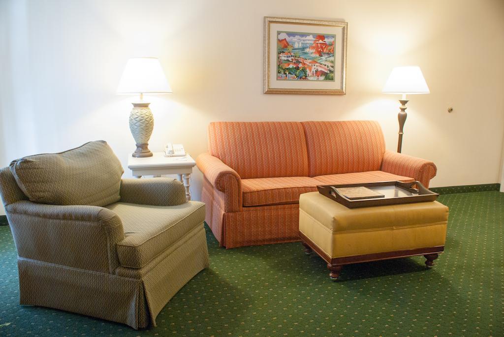 Hawthorn Suites By Wyndham Jacksonville Szoba fotó
